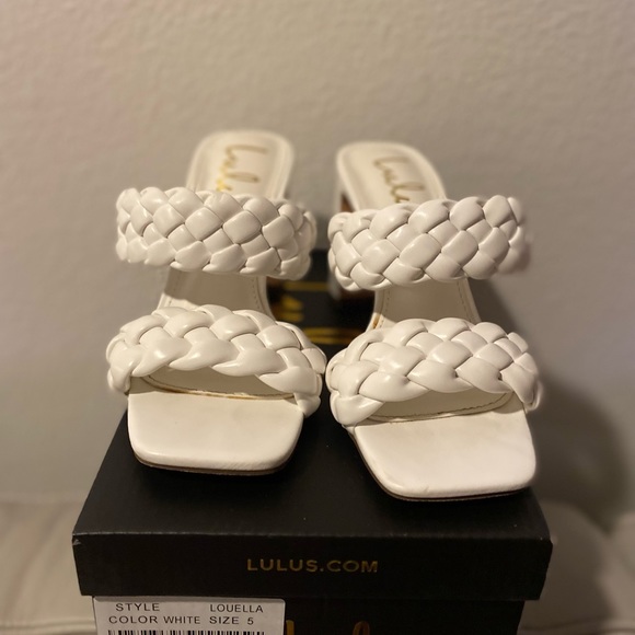 Lulu’s White Block Sandal Louella. Size 5 wear once - Picture 8 of 10